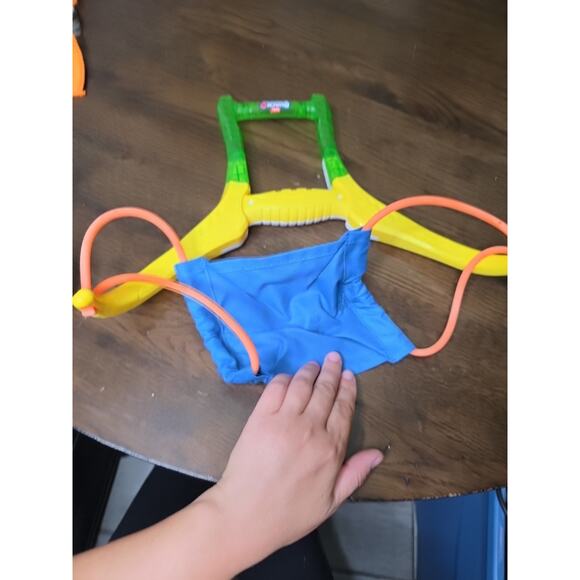 Bunch O Balloons Tropical Party Slingshot - Picture 7 of 16